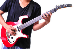 Play-In-Any-Key-in-One-Place-on-a-Guitar-Step-11_phixr
