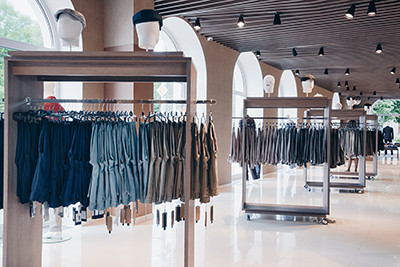 How to Start a Clothing Boutique Business